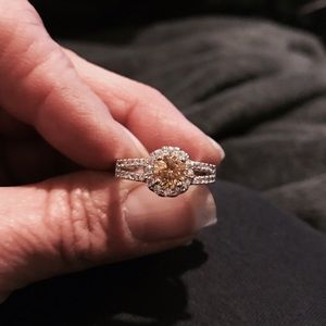 Elegant ring