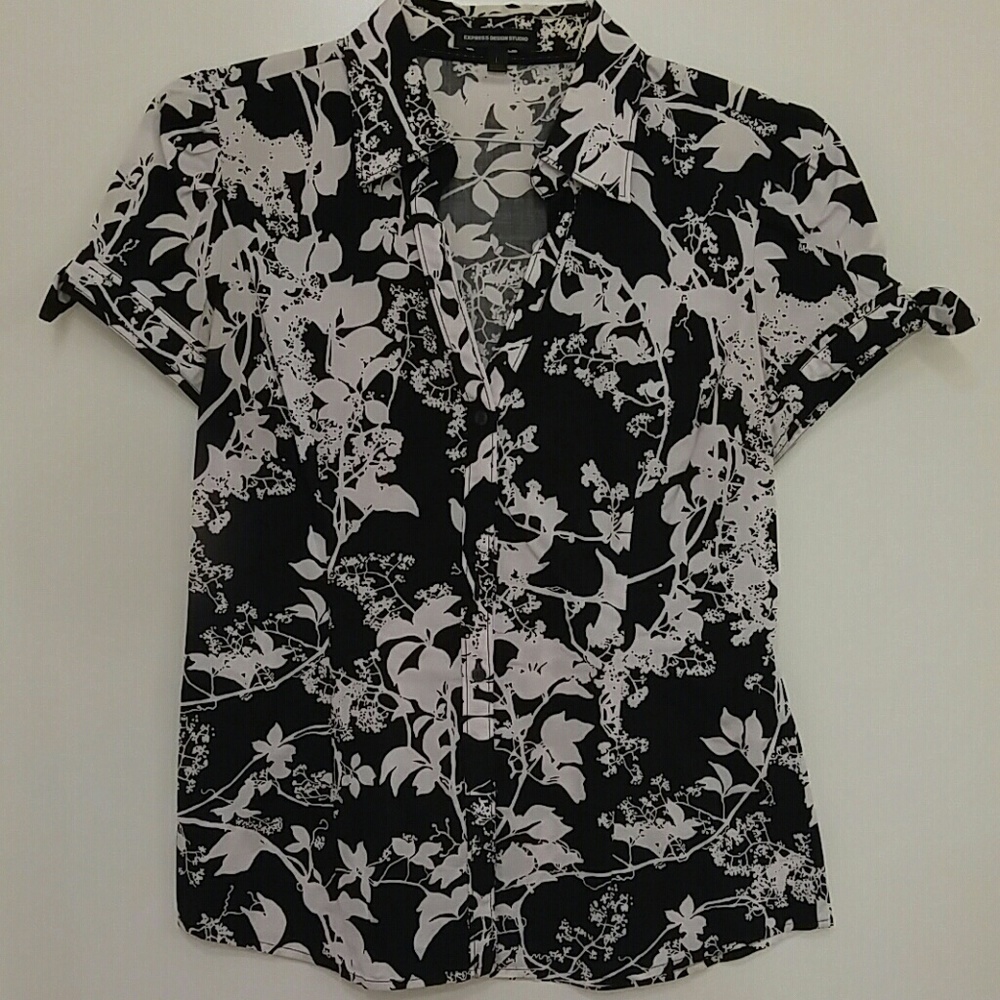 Floral Print Classic Button-Down (Express)