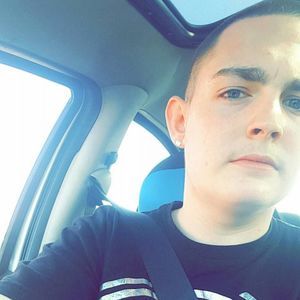 Meet your Posher, Garrison