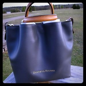 Charcoal Small City Barlow