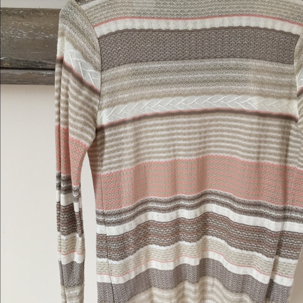 Cardigan - Picture 3 of 4