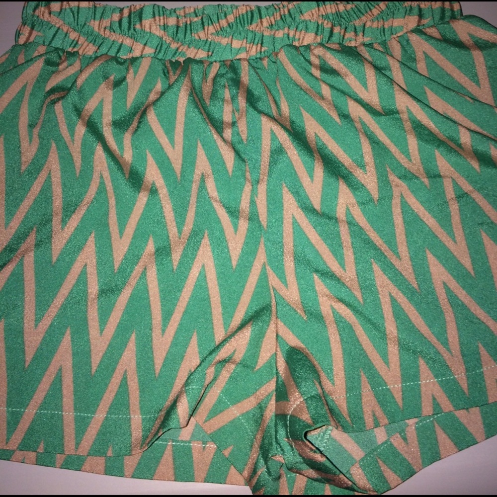 Chevron shorts