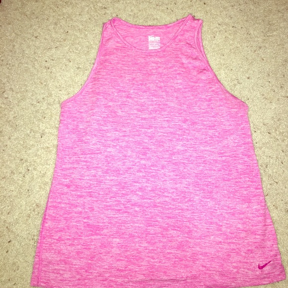Nike Tops - Dri-fit Nike sport top