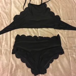 Scalloped trim bikini set
