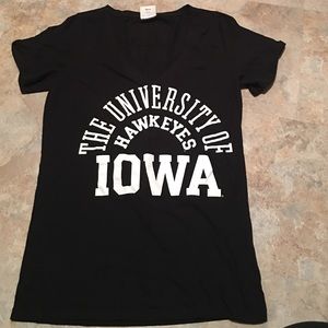 💕PINK- Iowa Hawkeyes V neck tshirt, size Large💕