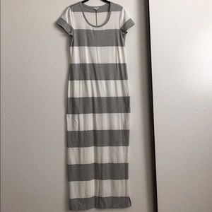 Gap white/gray stripes maxi dress