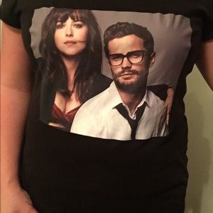 T-shirt w/ Jaime Dornan & Dakota Johnson