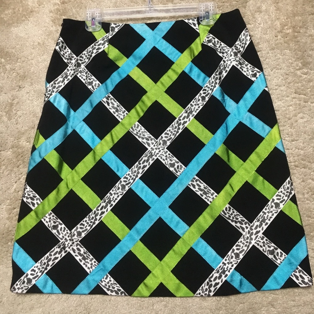 Black Skirt w/ Ribbon Trim Size: 12