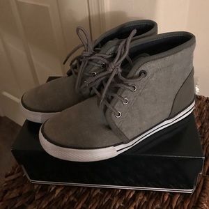 Nautica boys shoes SZ 3 Runs large (4)