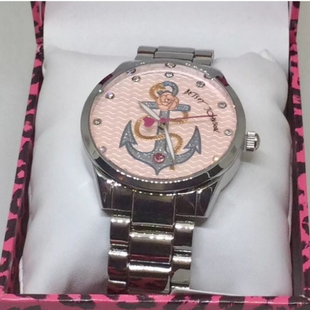 Betsey Johnson Silver Boyfriend Anchor Watch ⚓️ - Picture 3 of 5