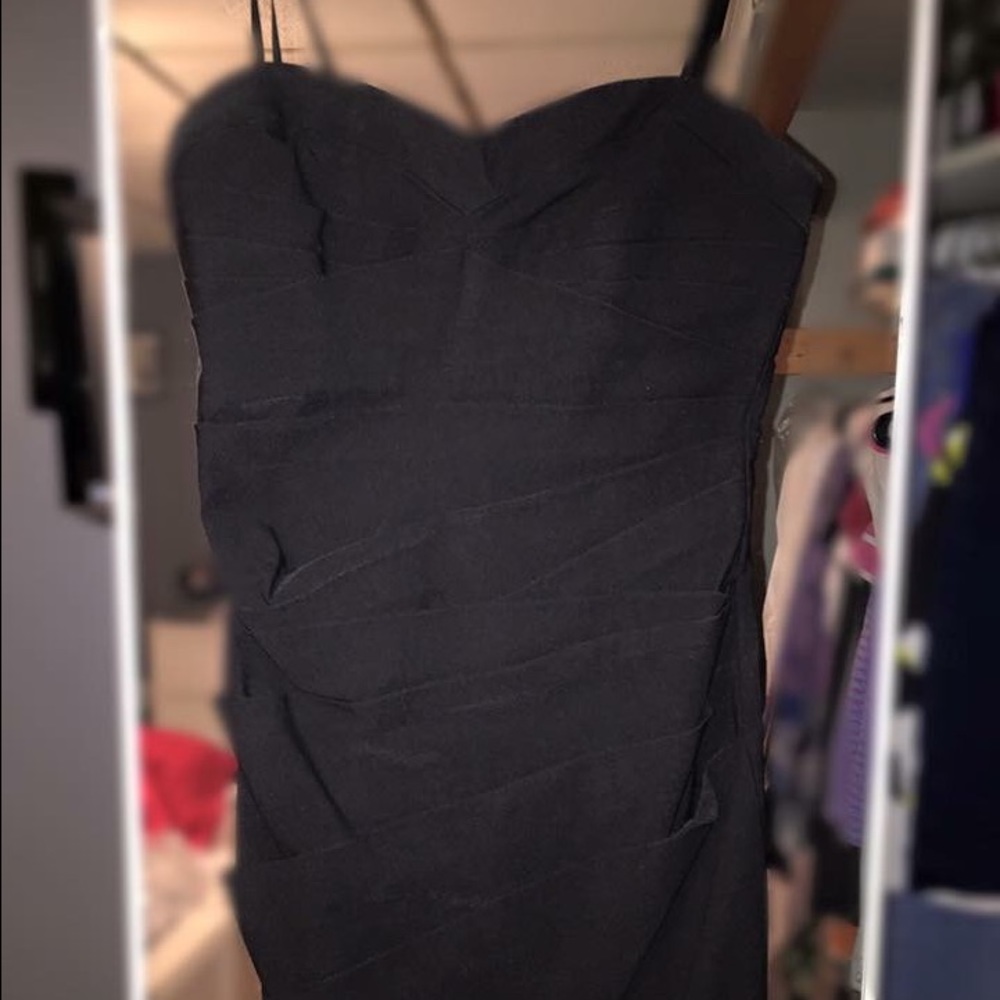 Black sweetheart cut short semi dress!