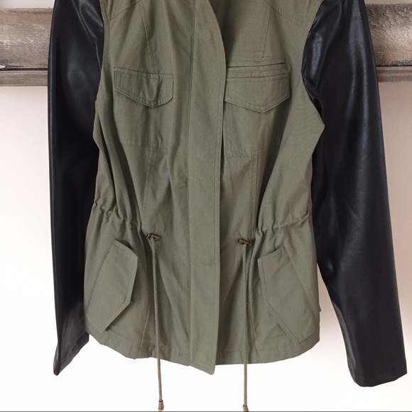 Jacket - Picture 2 of 4