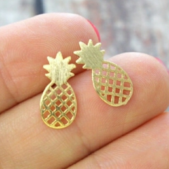 💕2 for $15💕Pineapple Earrings - Picture 2 of 4