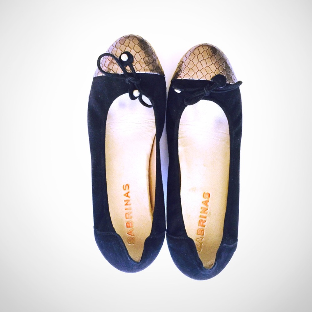 Two tone suede flats