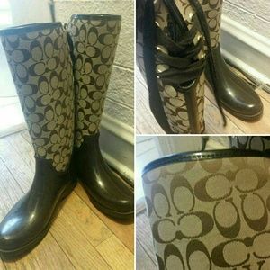 Coach Fabric rain boot size 9-10 SOLD ON LETGO!