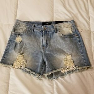 *SALE* NWT Cato Contemporary Jean Shorts