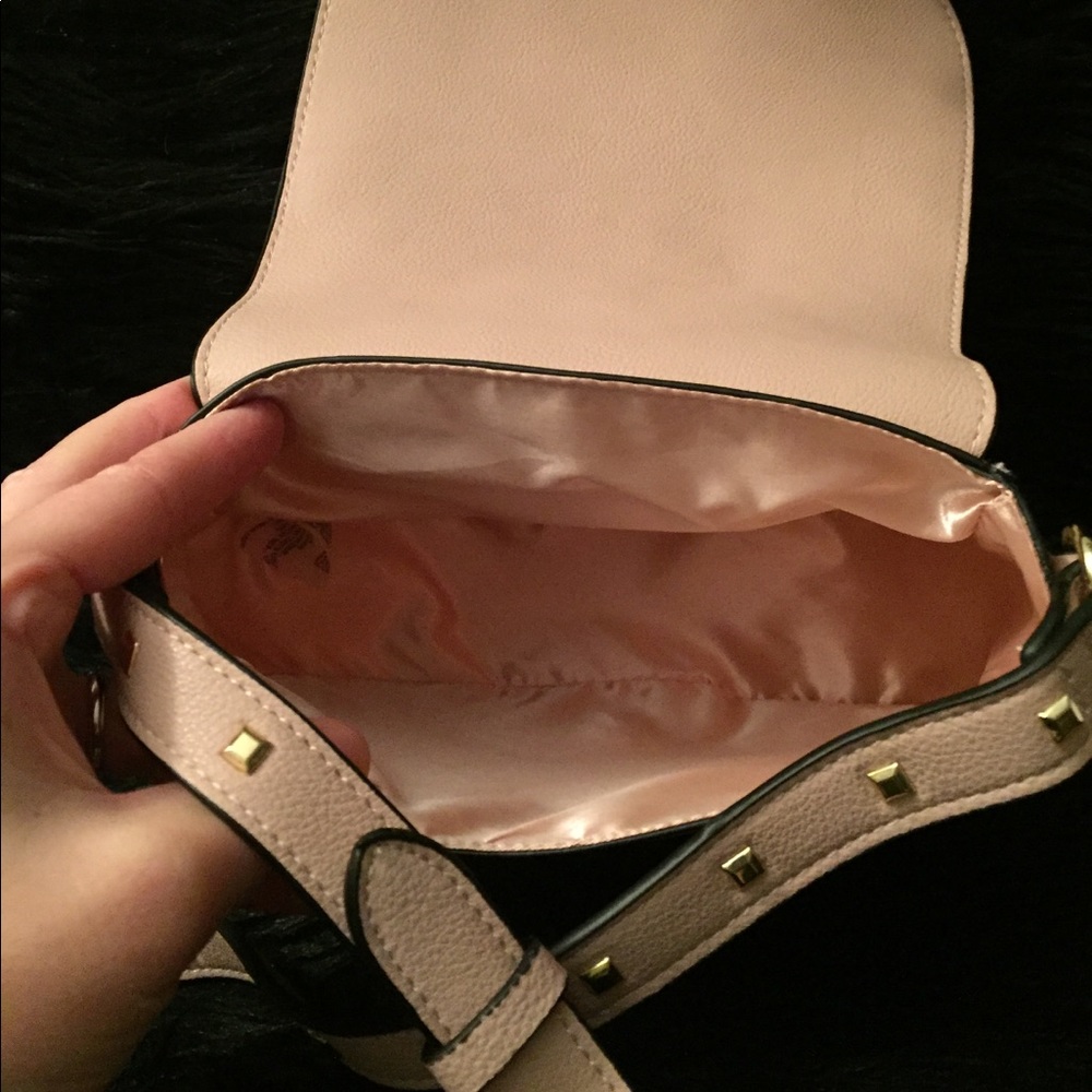 NWT Victoria's Secret Festival Cross body purse - Picture 4 of 5