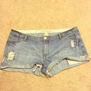 Distressed shorts