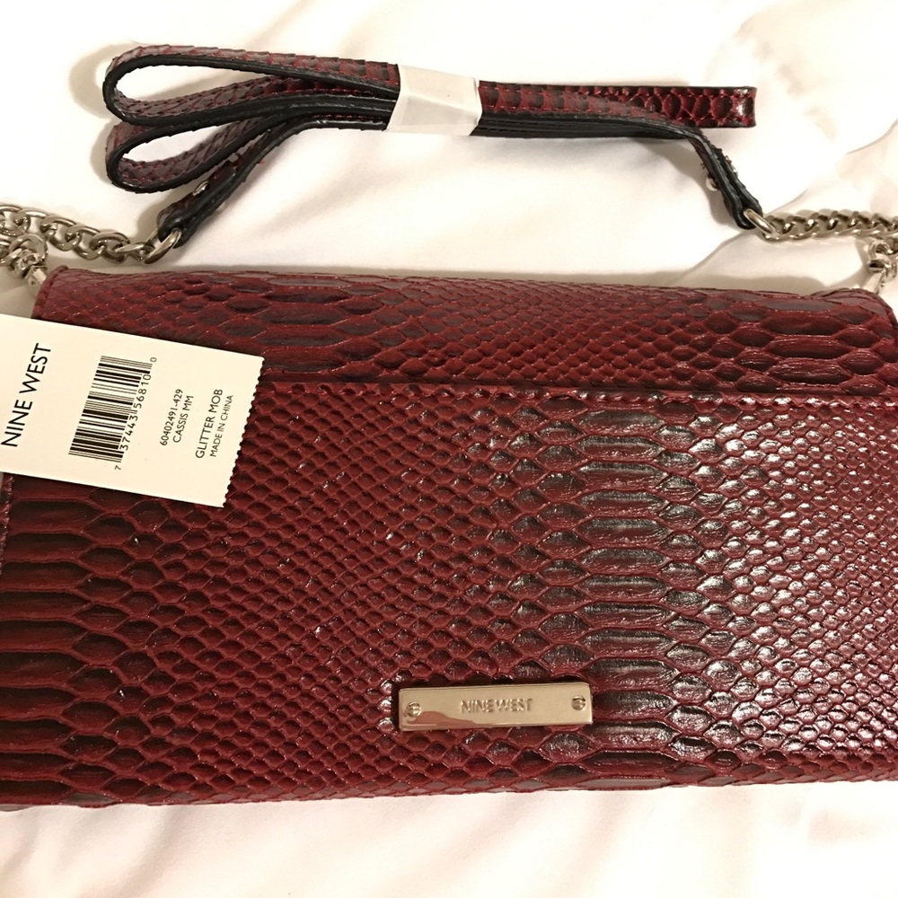 Red faux snake skin Nine West wallet/bag