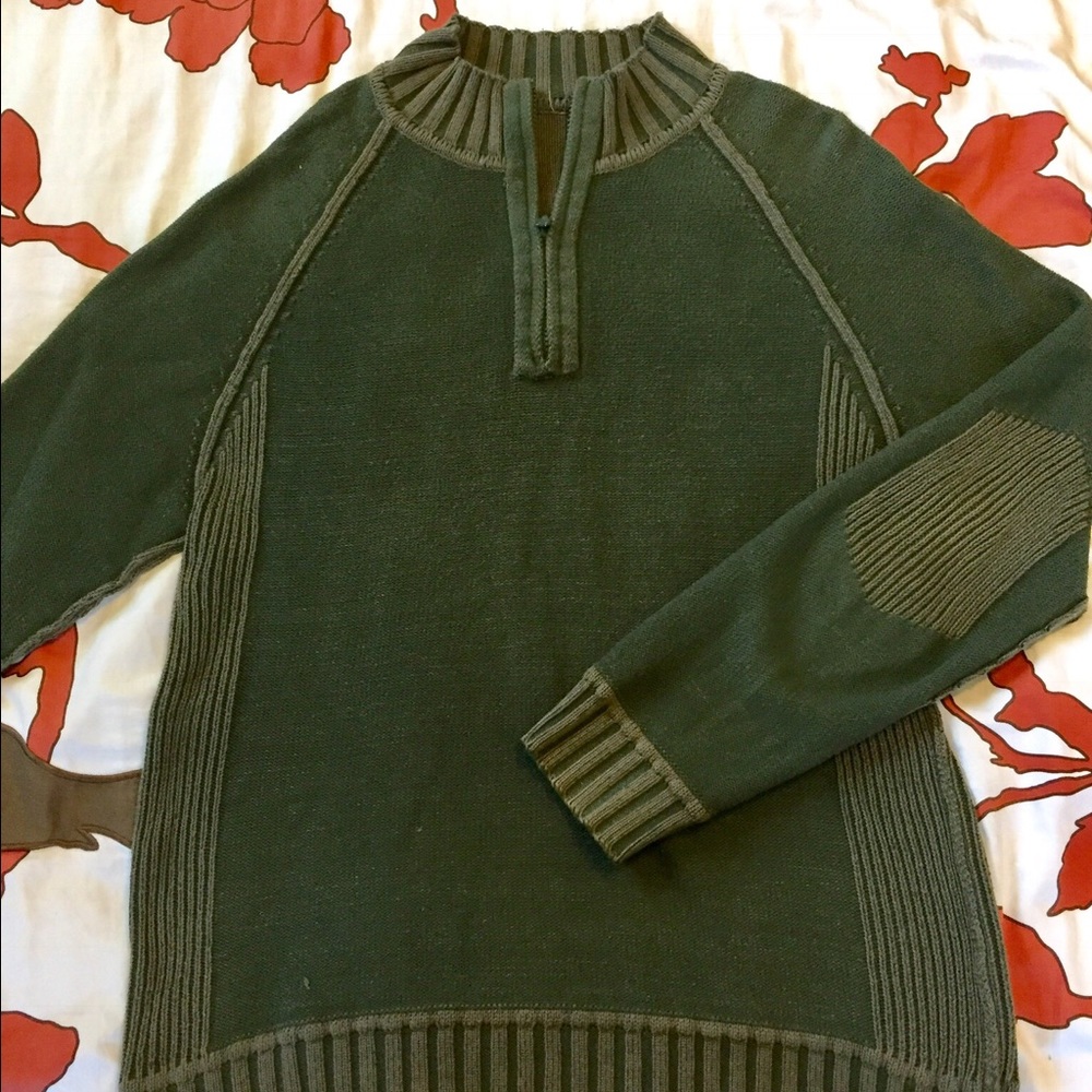 Reversible Men's two tone green sweater