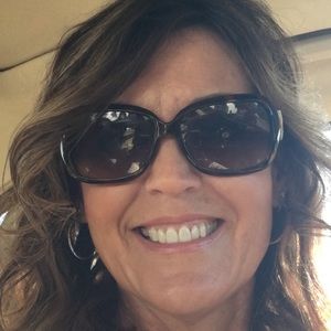 Meet your Posher, Linda