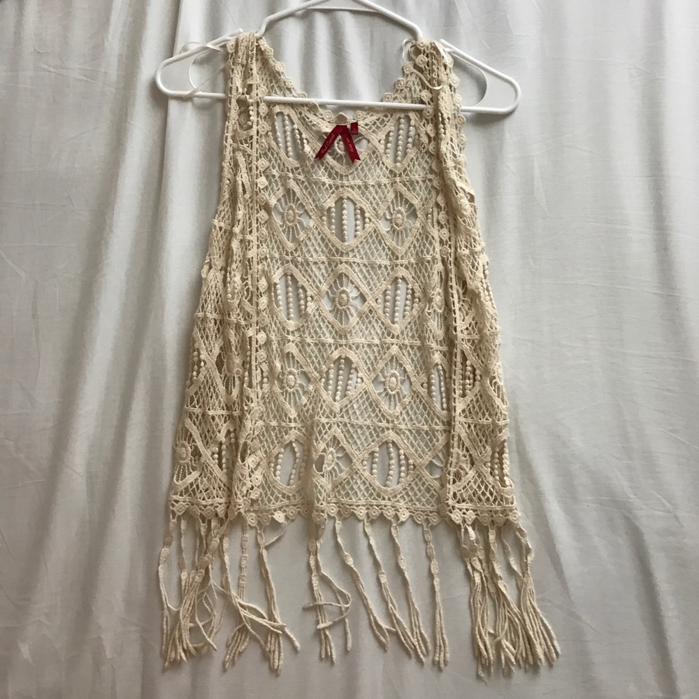 Cream crochet, fringe vest!