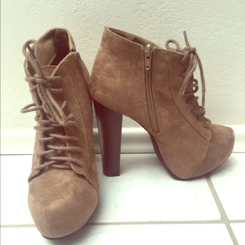 Platform booties+free gift w/purchase