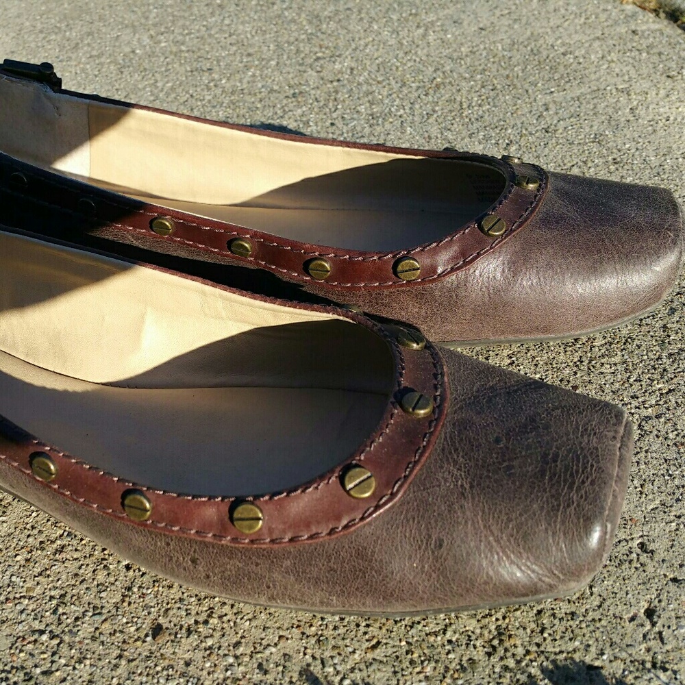 GB flats with buckle detail size 9.5