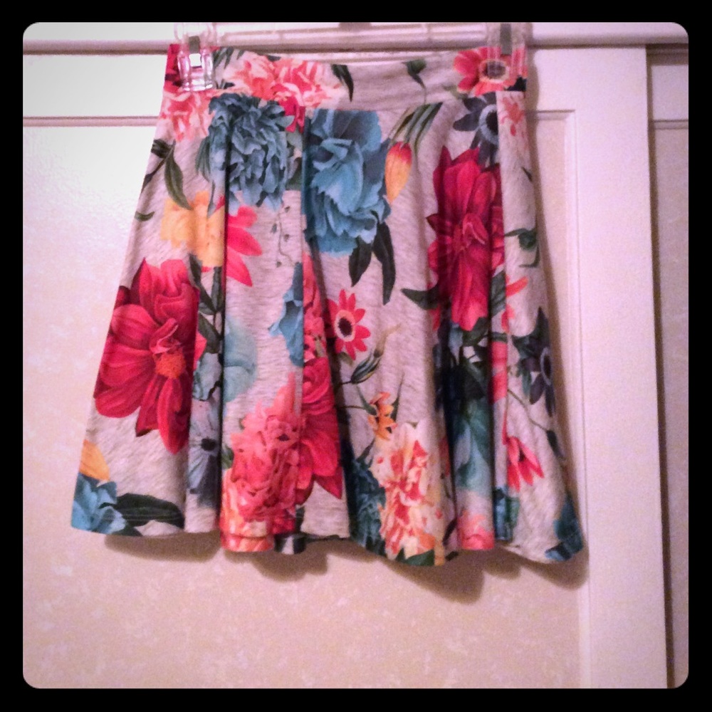 Flower print skirts