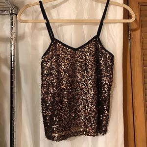 Sequin crop