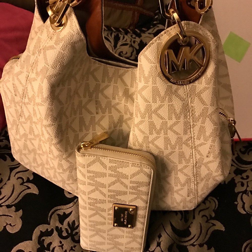 Like new mk bag