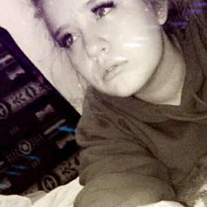 Meet your Posher, Ahlivia