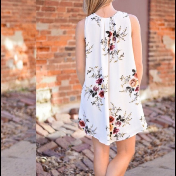 White floral mini dress DRC103 - Picture 2 of 4