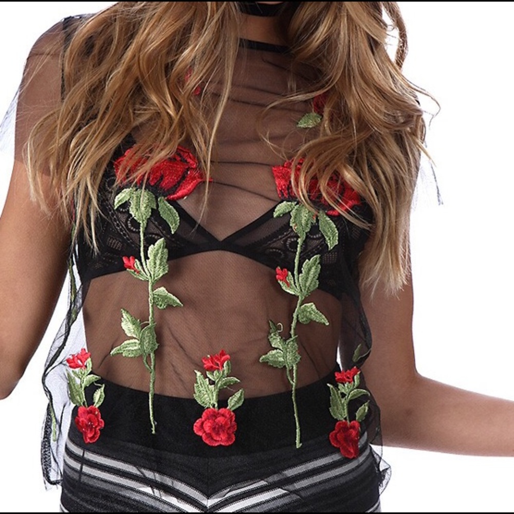 Embroidered lace shirt - Picture 2 of 4