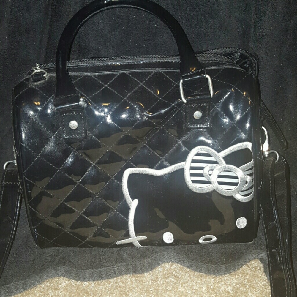 Patent hello kitty loungefly purse