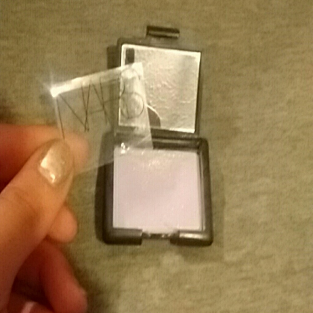 NARS shadow - Picture 4 of 4