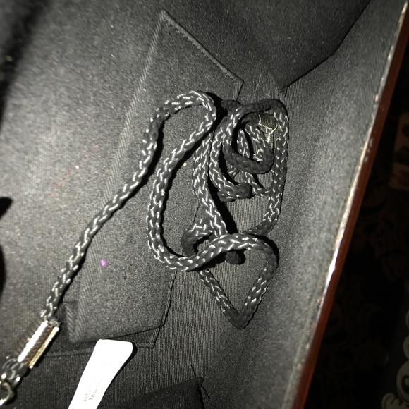 Dsw - Picture 3 of 4