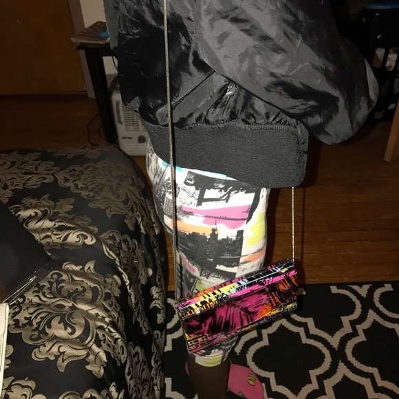 Dsw - Picture 4 of 4