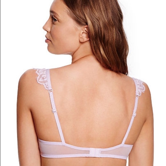 PINK Victoria's Secret Push-Up Bra - Picture 2 of 3