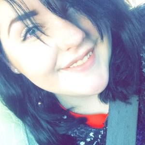 Meet your Posher, Mikaella