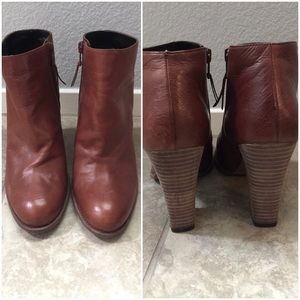 Stuart Weitzman Tan Leather Booties