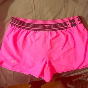 Underarmour running shorts-pink