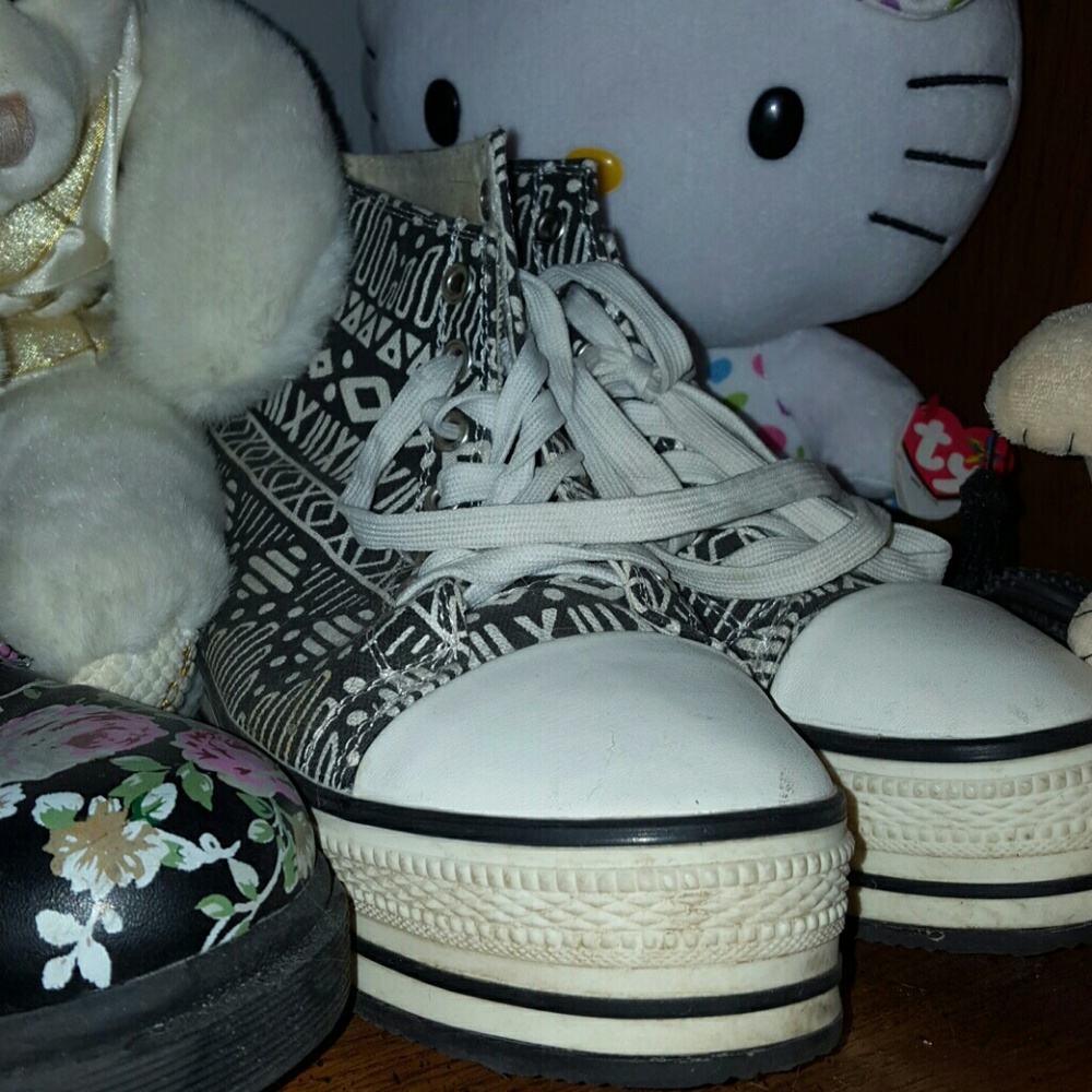 Aztec platform sneakers
