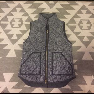 Jcrew quilted excursion vest gray herringbone
