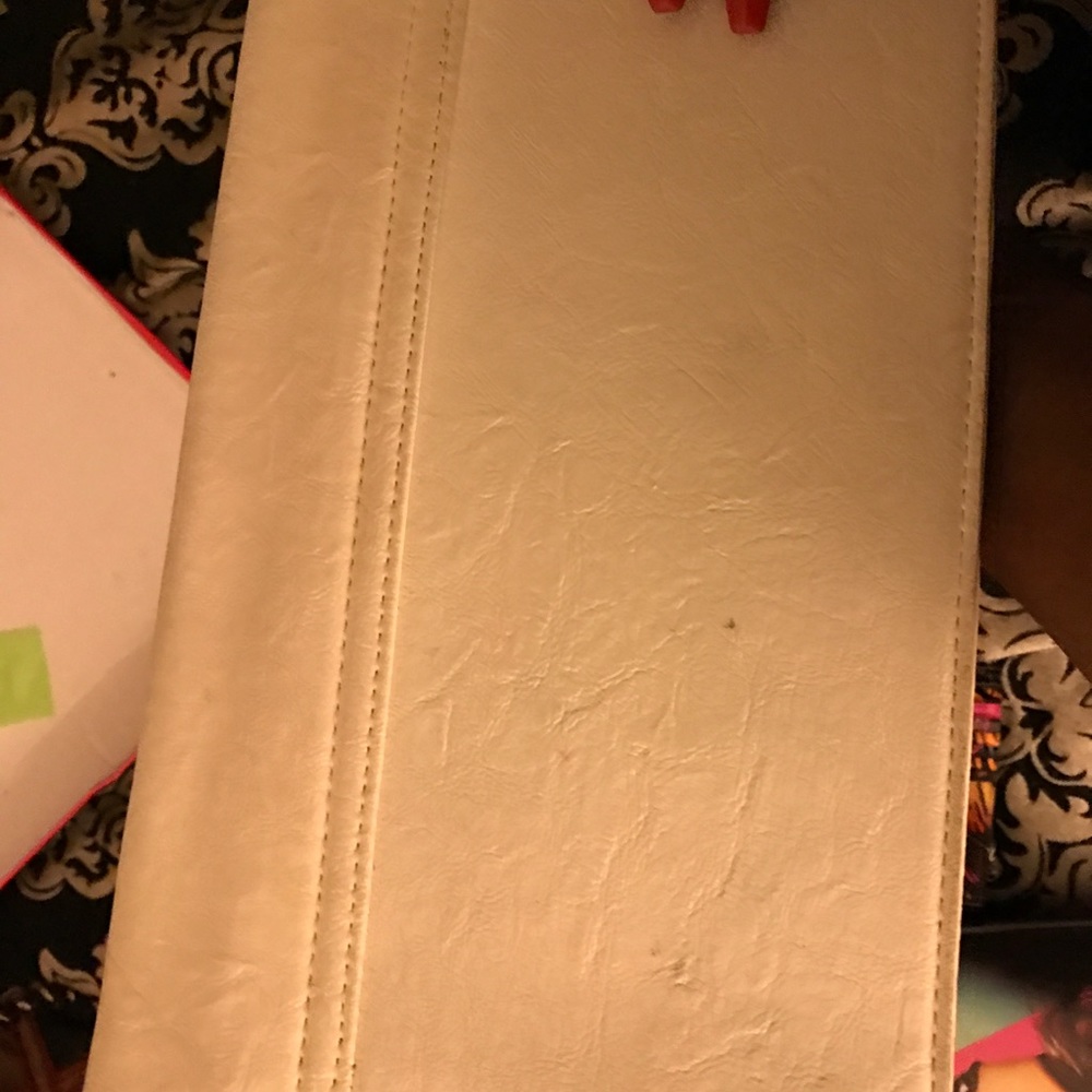 Purse - Picture 2 of 4