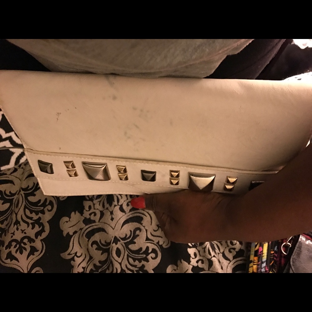 Purse - Picture 4 of 4