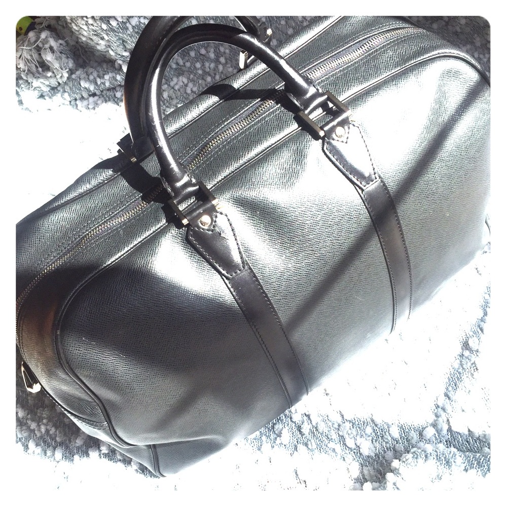 Louis Vuitton epi leather carry all bag