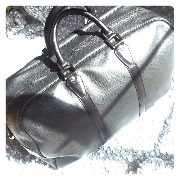 Louis Vuitton epi leather carry all bag - Picture 1 of 3
