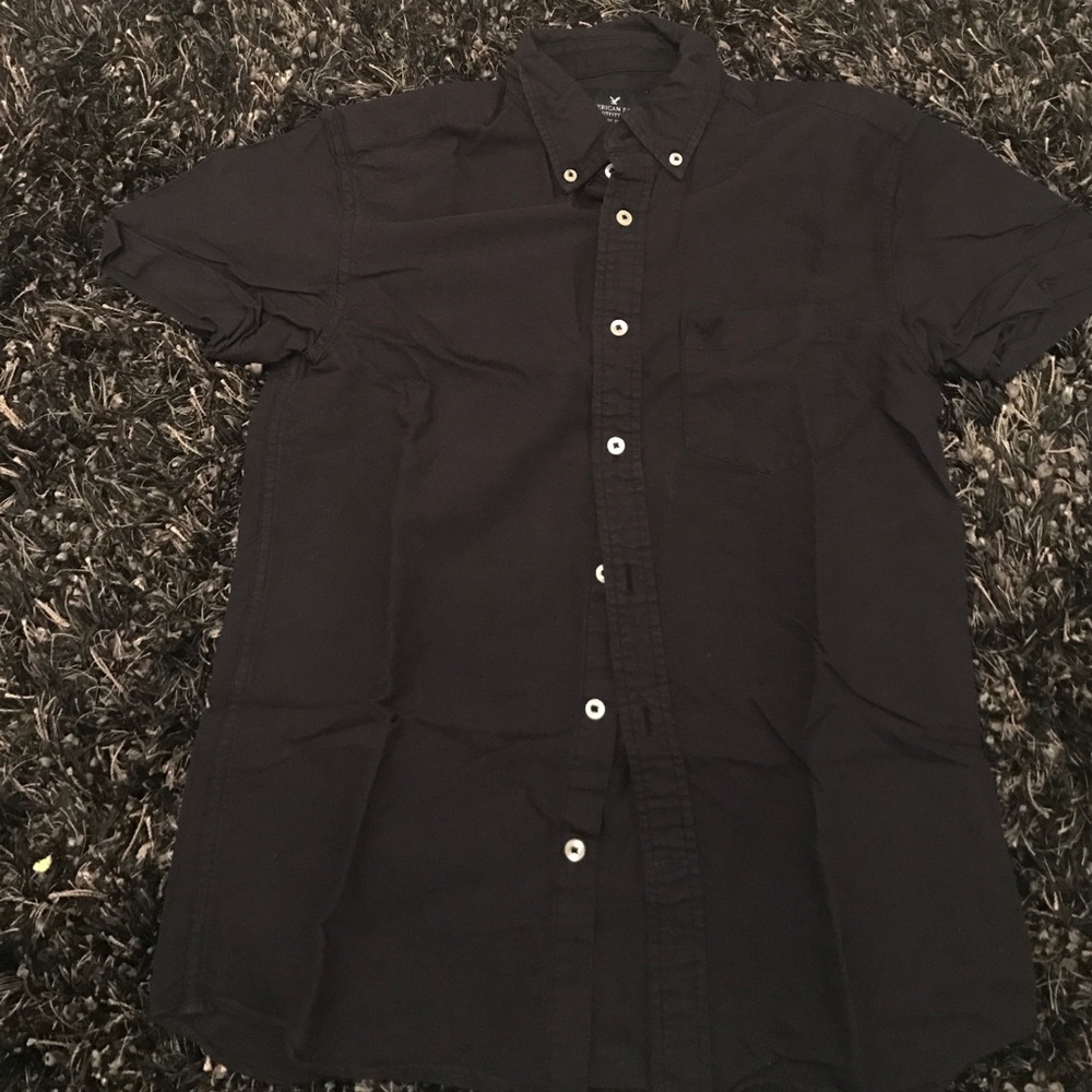 Short sleeve button down