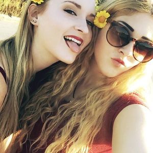 Meet your Posher, Marissa